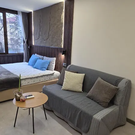 Malavi F4 Center * Ruse